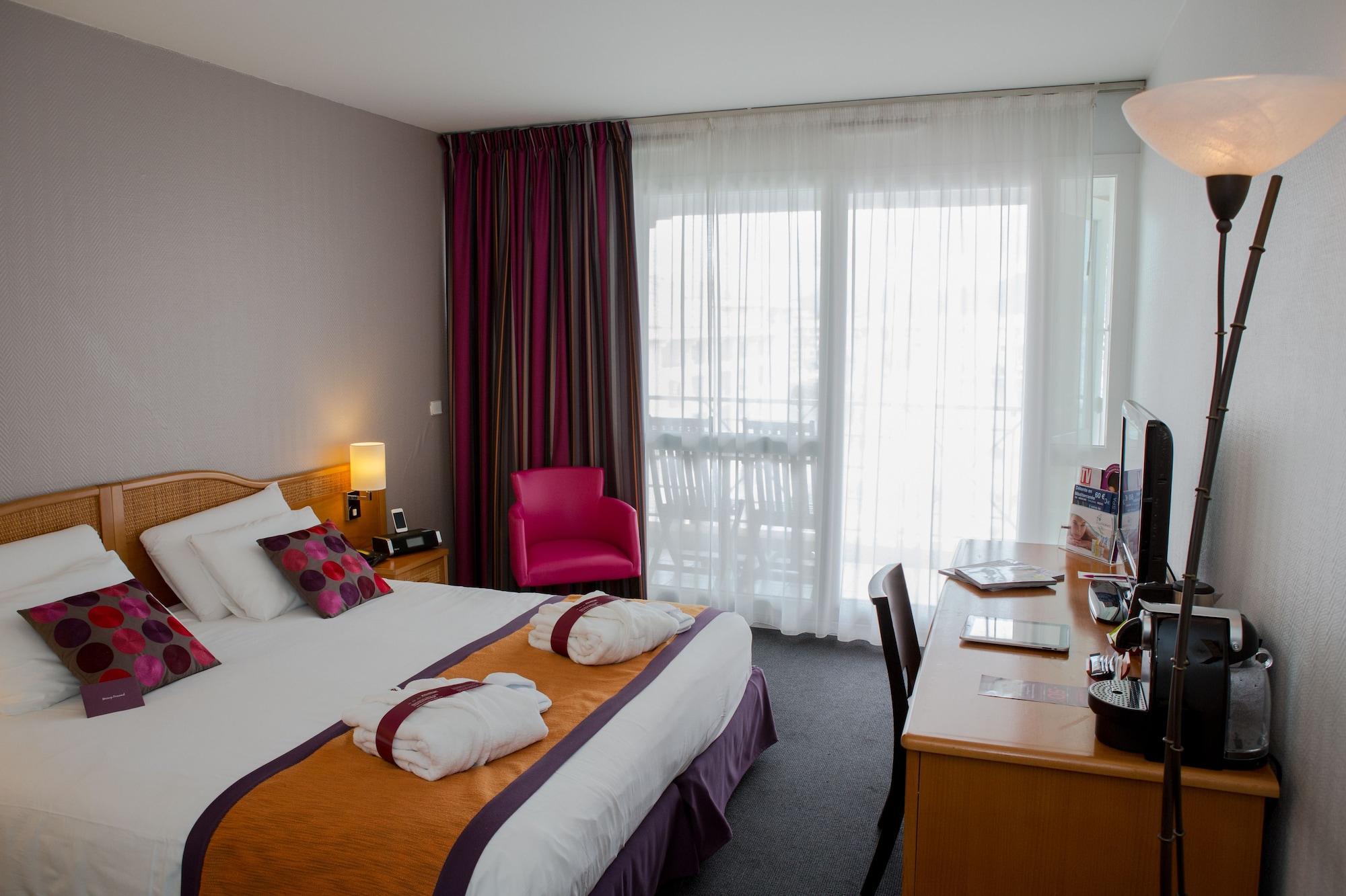 Mercure Thalasso & Spa Port Fréjus Exteriör bild