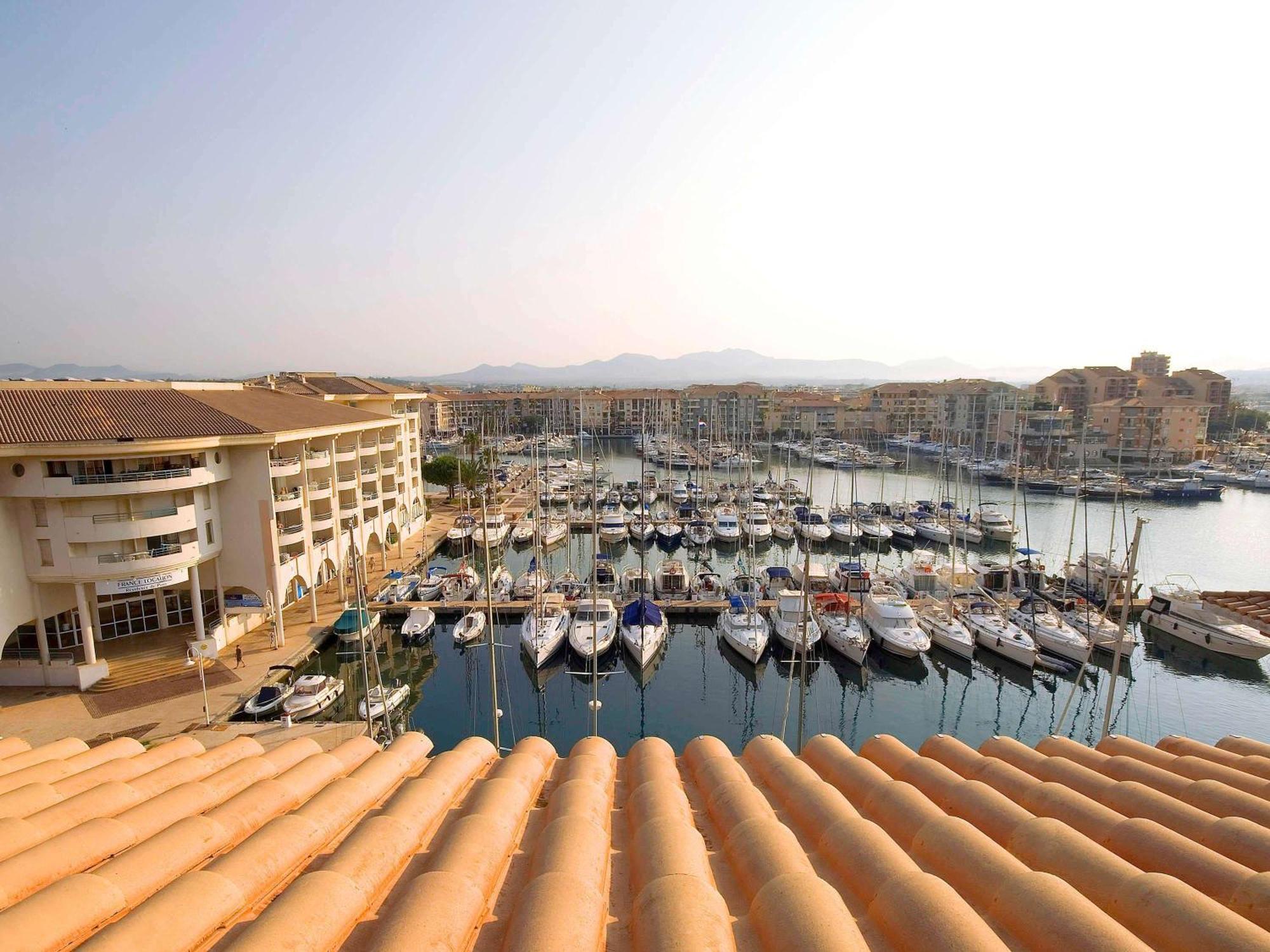 Mercure Thalasso & Spa Port Fréjus Exteriör bild