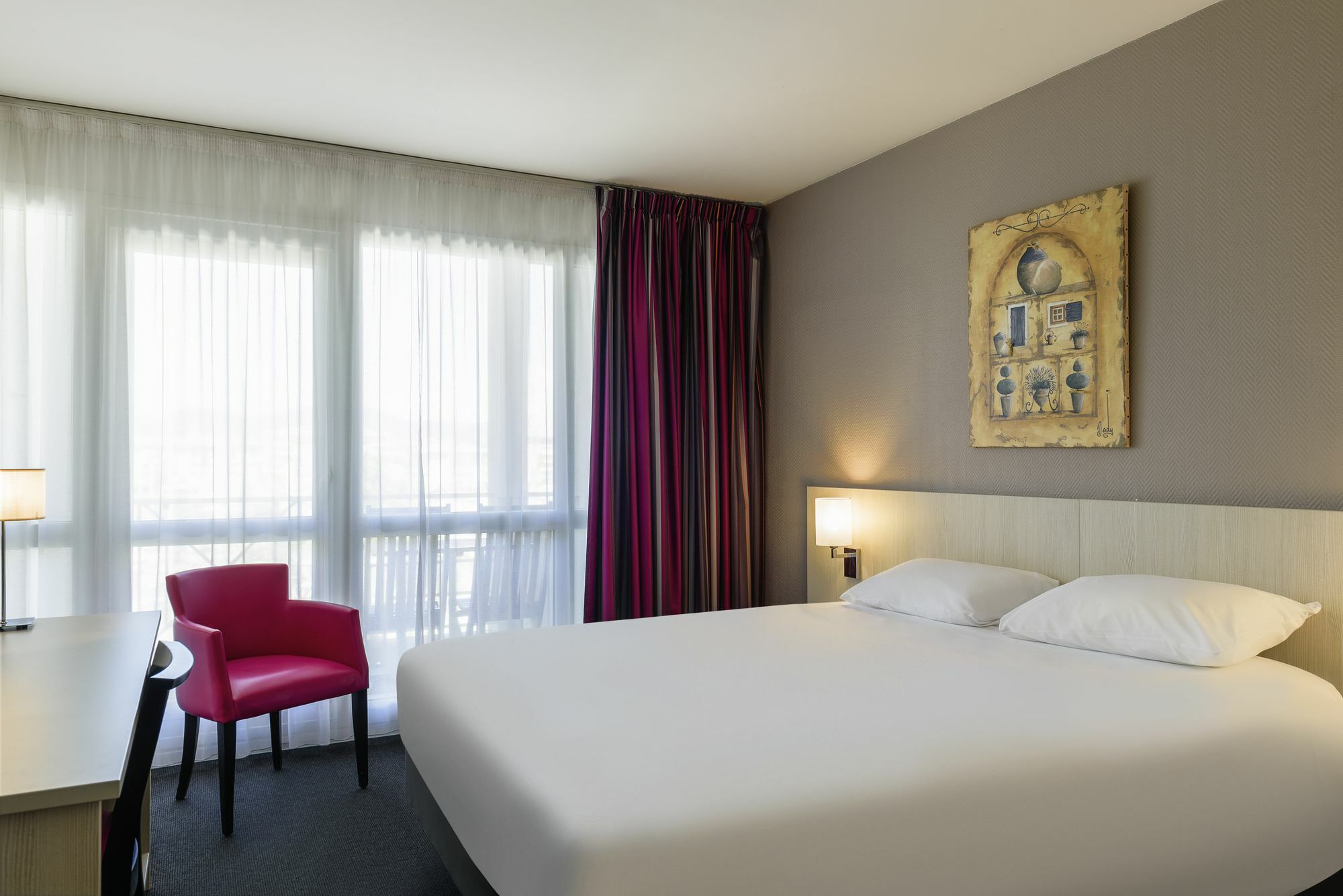 Mercure Thalasso & Spa Port Fréjus Exteriör bild